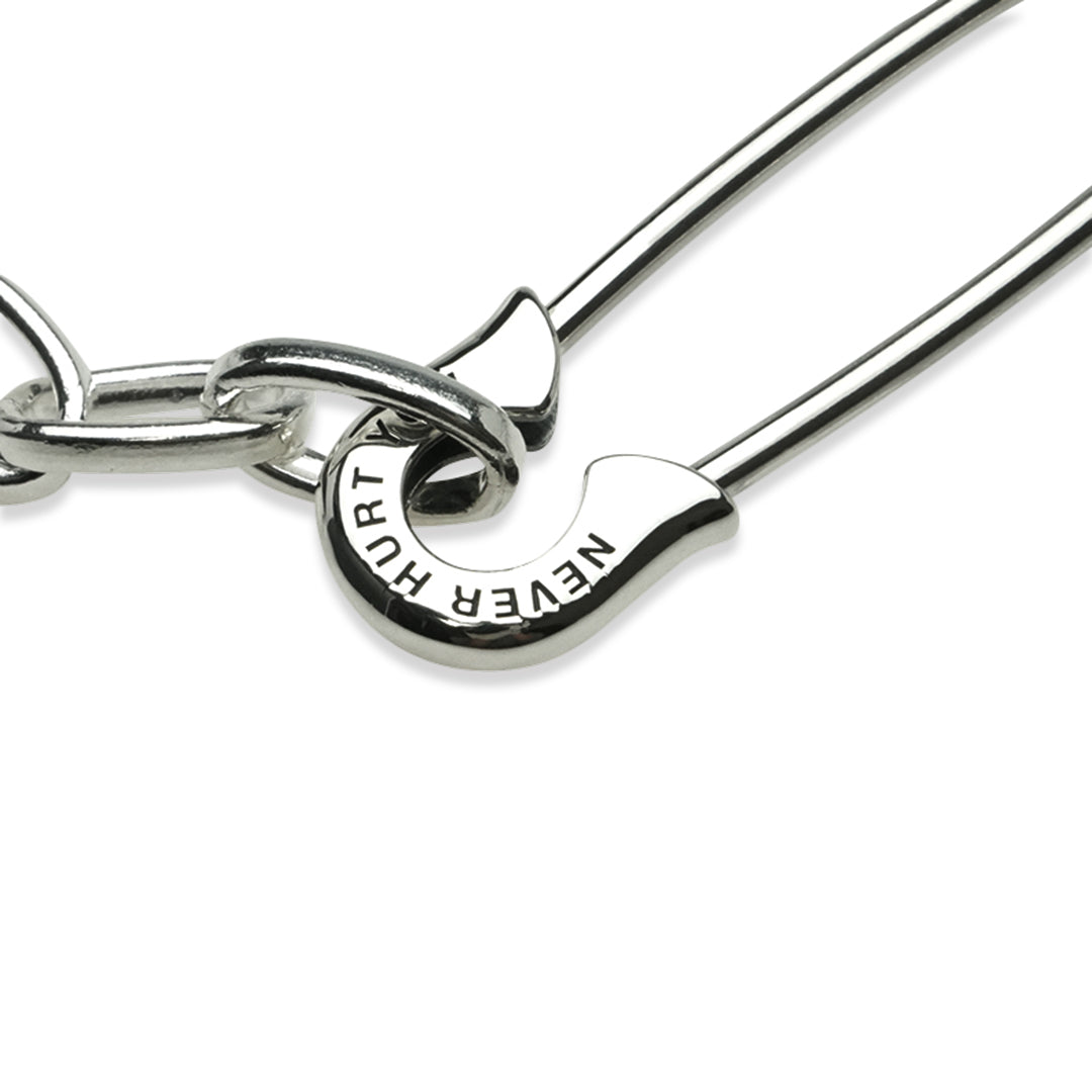 OFF THE WALL NEVER HURT YOU SAFETY PIN BRACELET