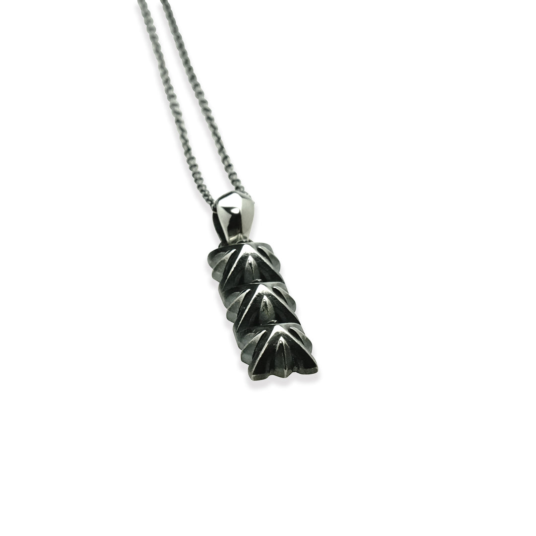 TRIPLE X 3 STUDS PENDANT