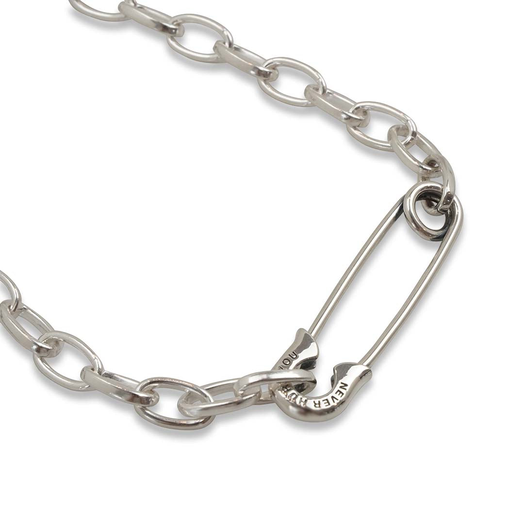 OFF THE WALL NEVER HURT YOU SAFETY PIN CHAIN NECKLACE