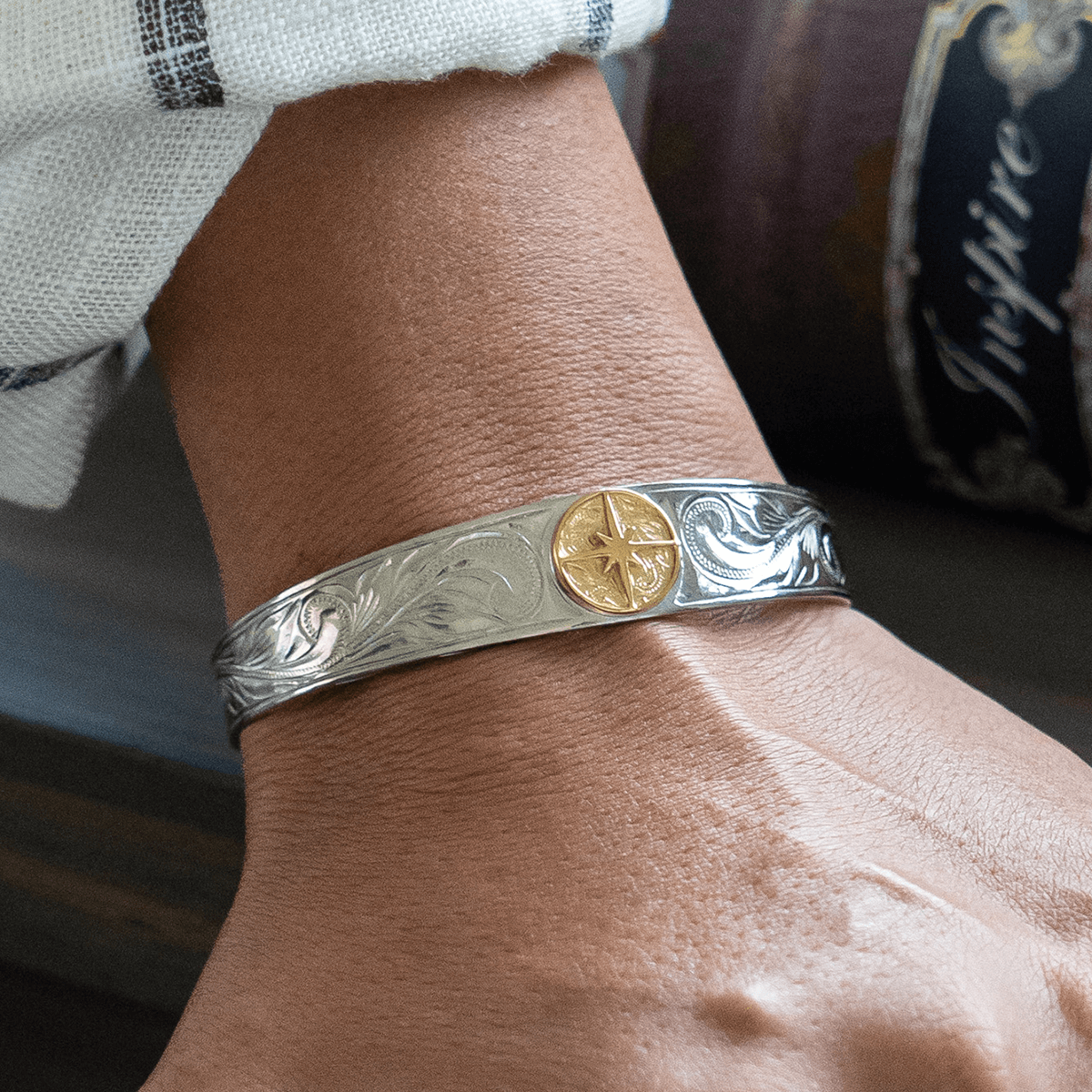 Hawaiian Jewelry Bangle (L)