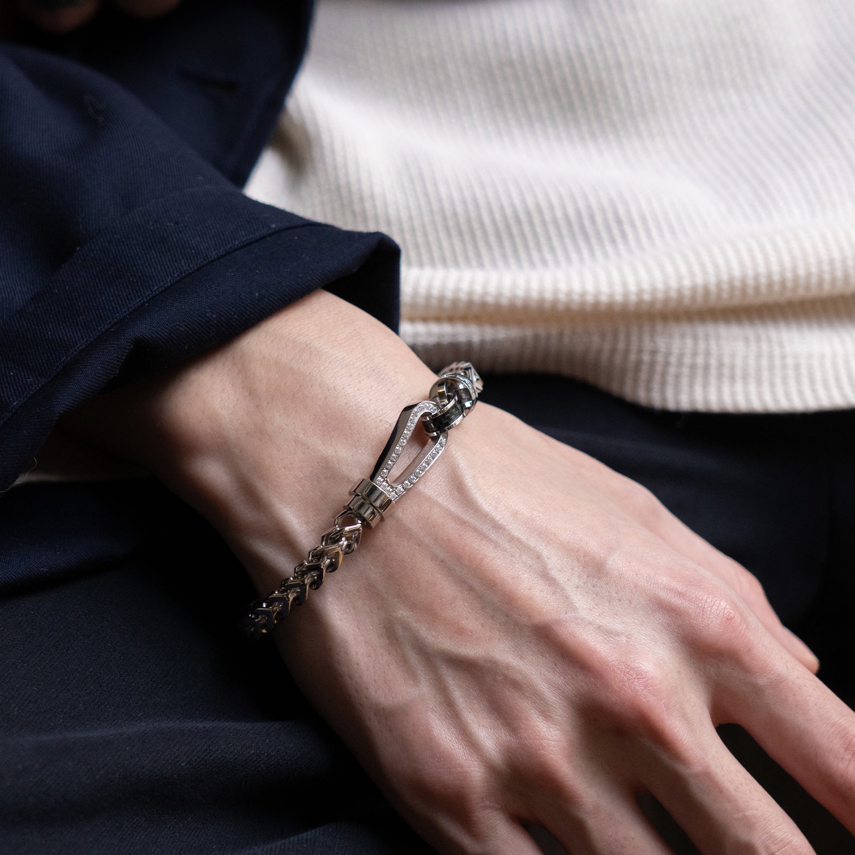 Horseshoe Chain Bracelet (L)