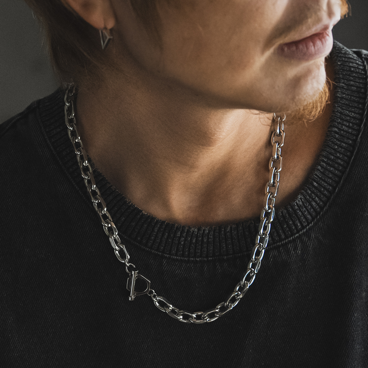 Mantel Chain Necklace
