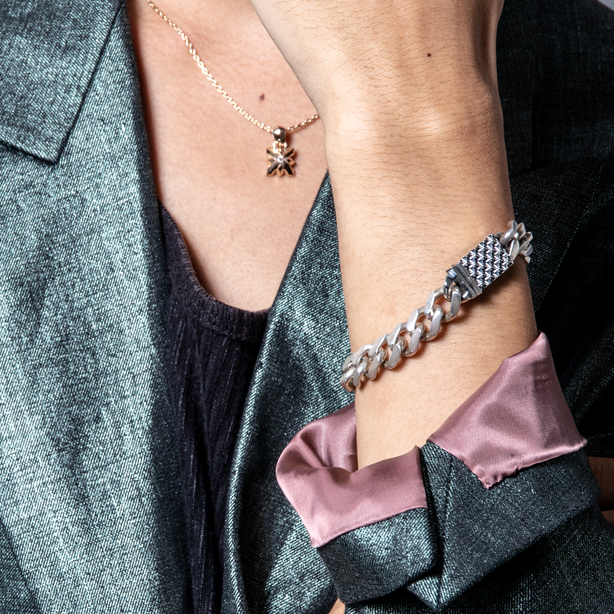 TRIPLE X STUDS CLASP CHAIN BRACELET