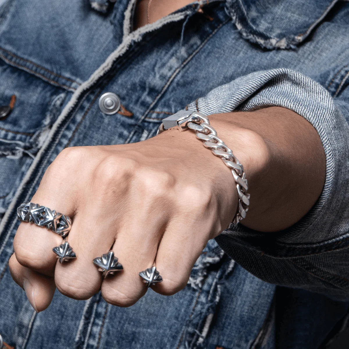 TRIPLE X 3 STUDS DOUBLE RING