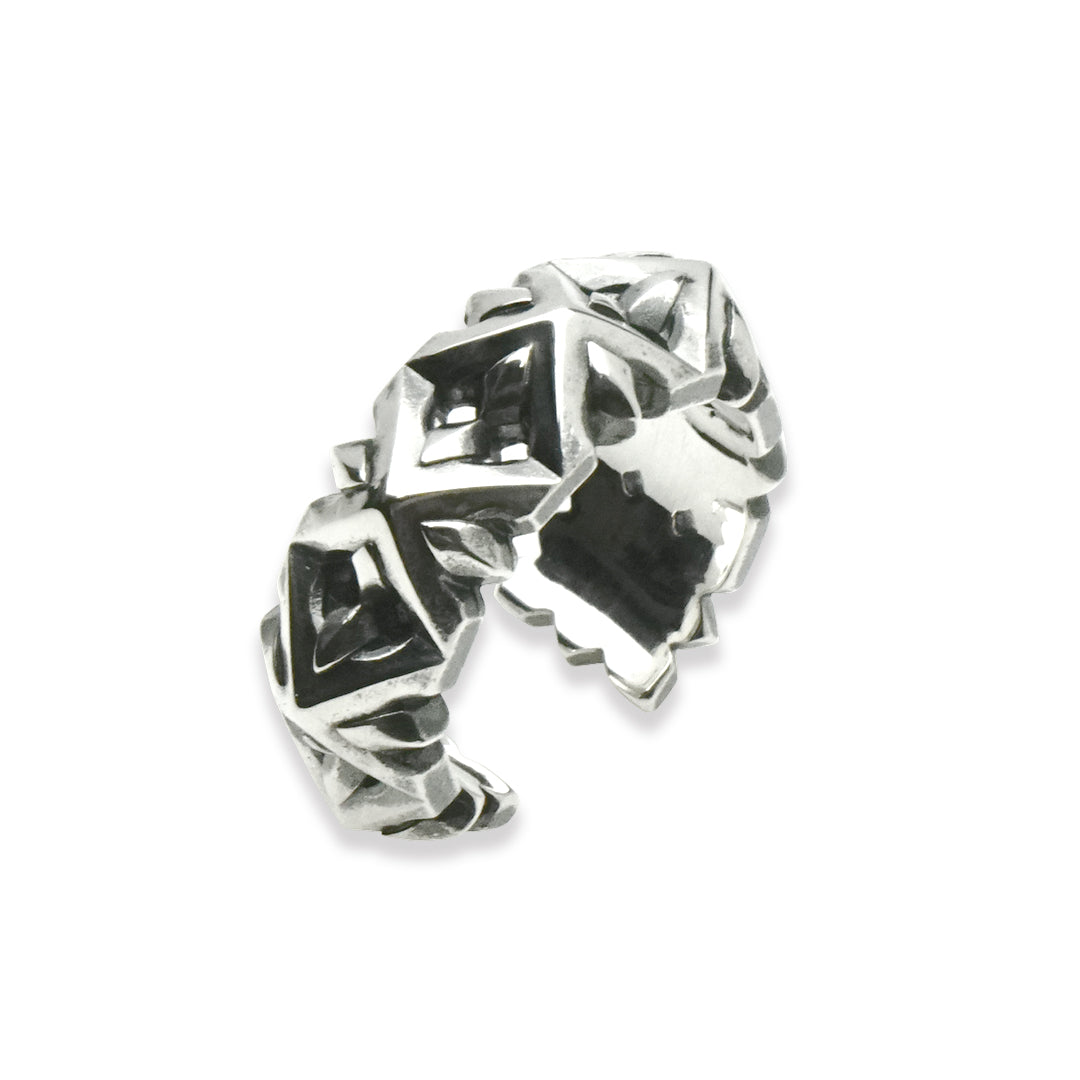 TRIPLE X 7 STUDS FREE RING