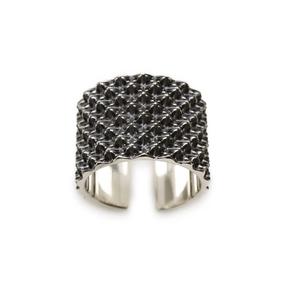 TRIPLE X STUDS WIDE RING