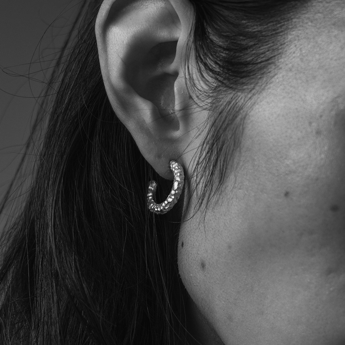 MOOD HOOP PIERCE L