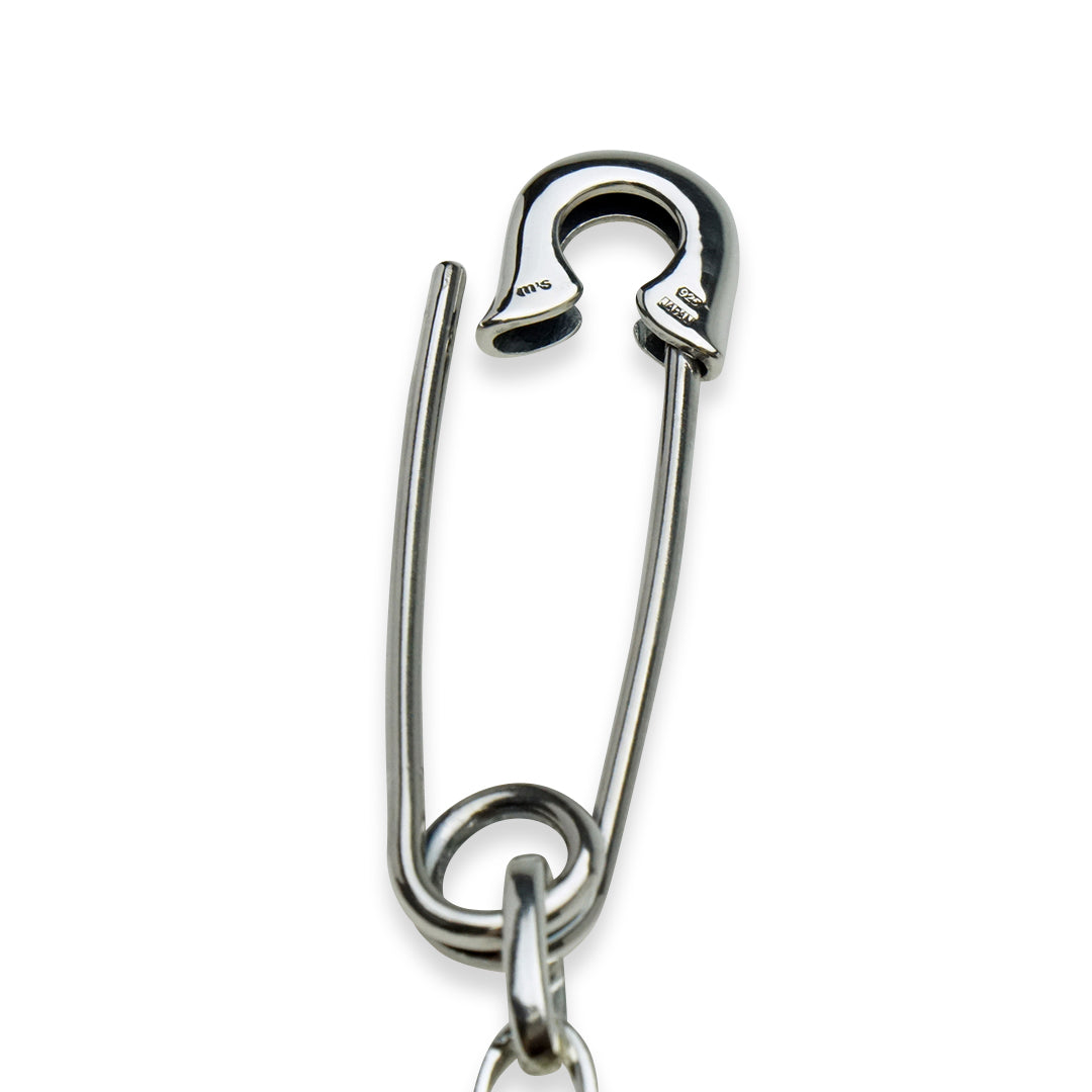 OFF THE WALL NEVER HURT YOU SAFETY PIN BRACELET