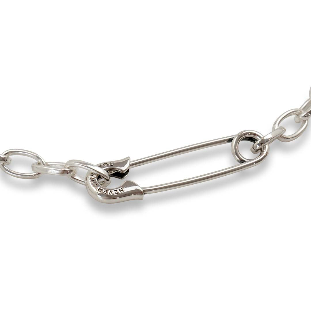 OFF THE WALL NEVER HURT YOU SAFETY PIN CHAIN NECKLACE
