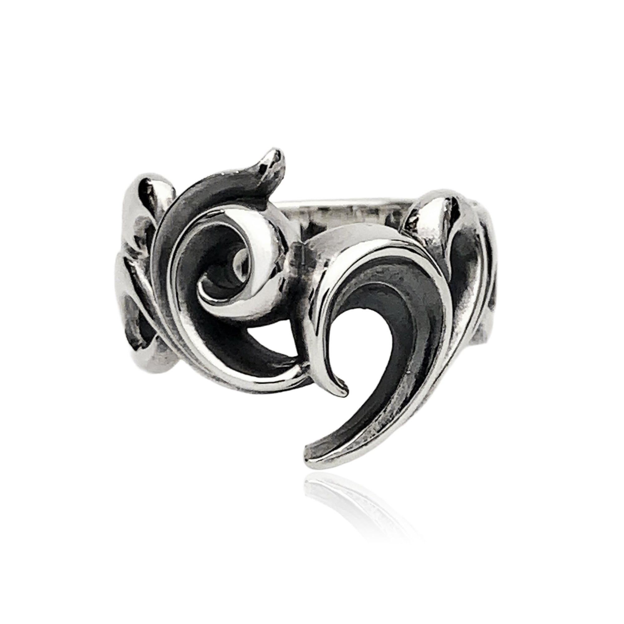 URBAN TRIBAL HEART RING