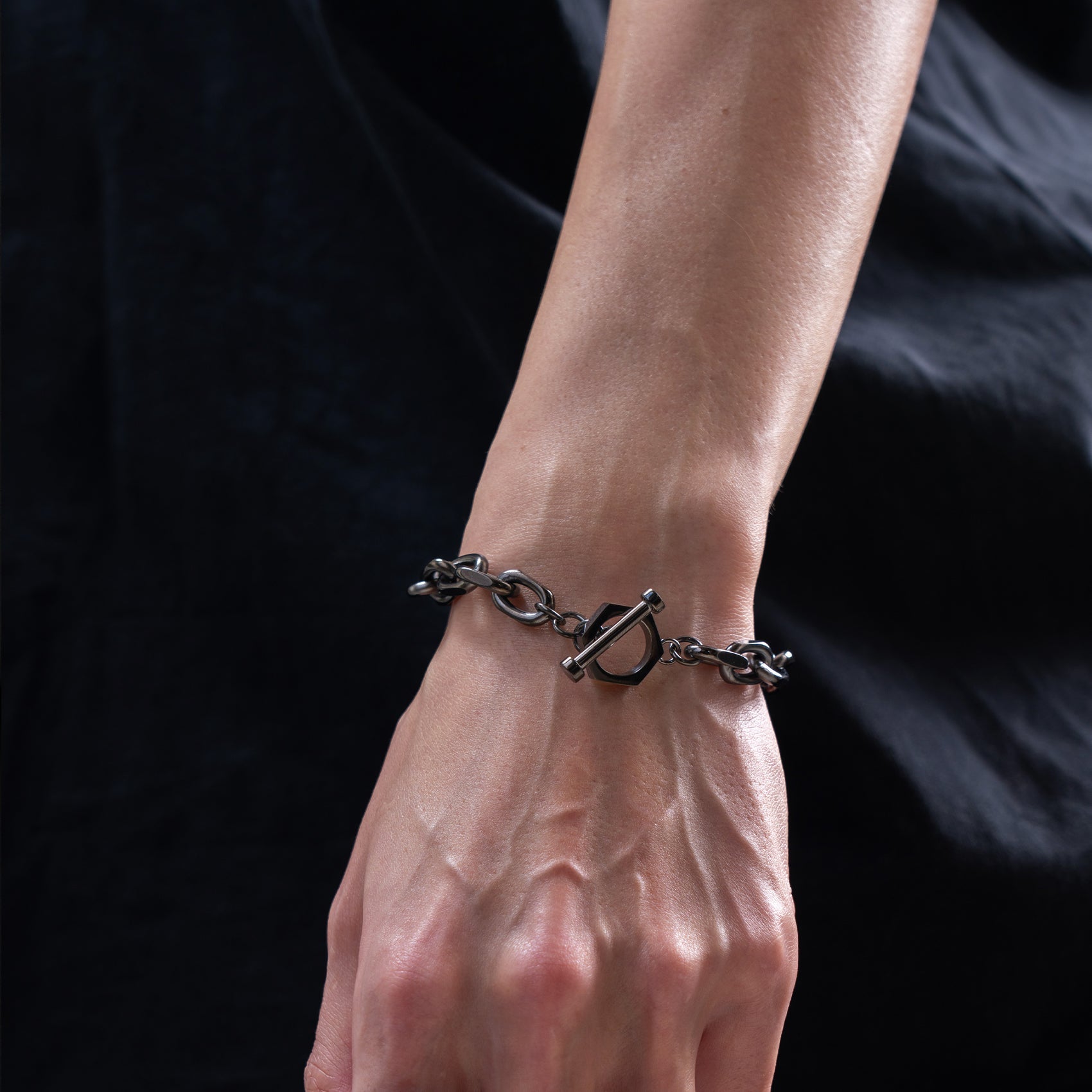 Mantel Chain Bracelet (L)