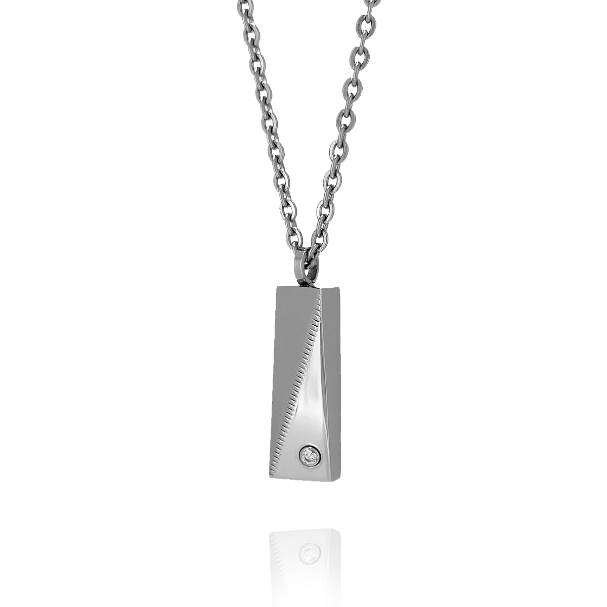 Plate necklace