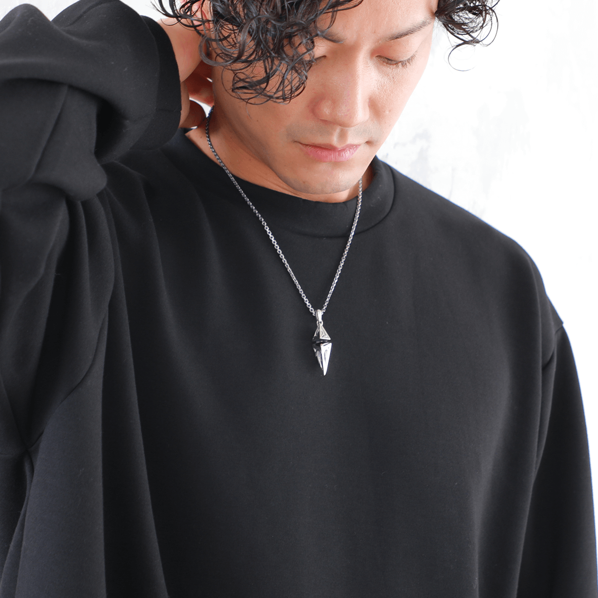 URBAN TRIBAL PENDULUM CHECKER CUT STONE PENDANT