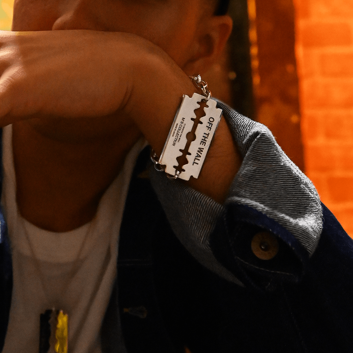 OFF THE WALL RAZOR CHAIN BRACELET