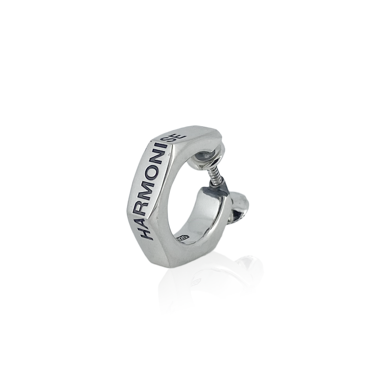 OFF THE WALL HARMONISE NUT EARRING