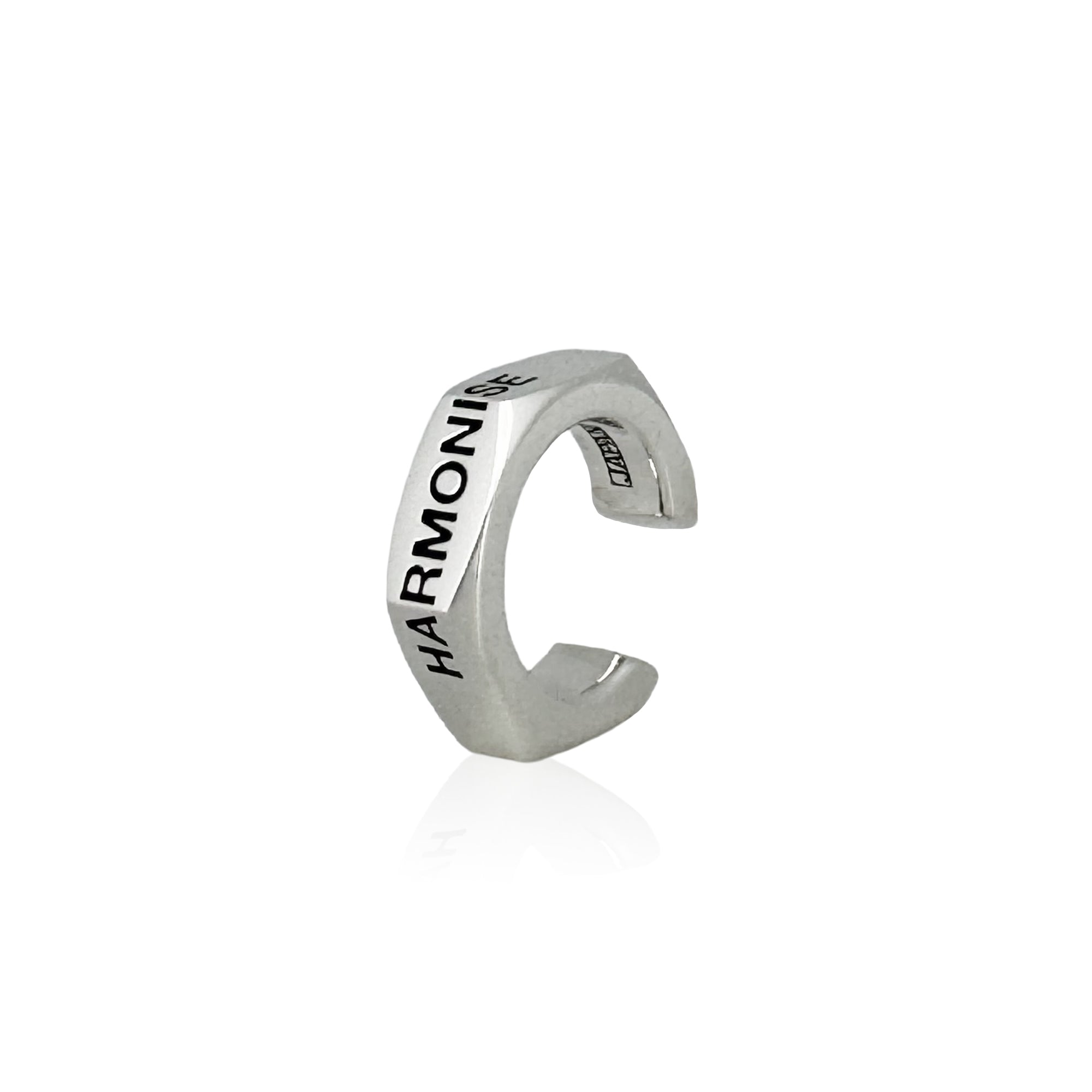 OFF THE WALL HARMONISE NUT EAR CUFF