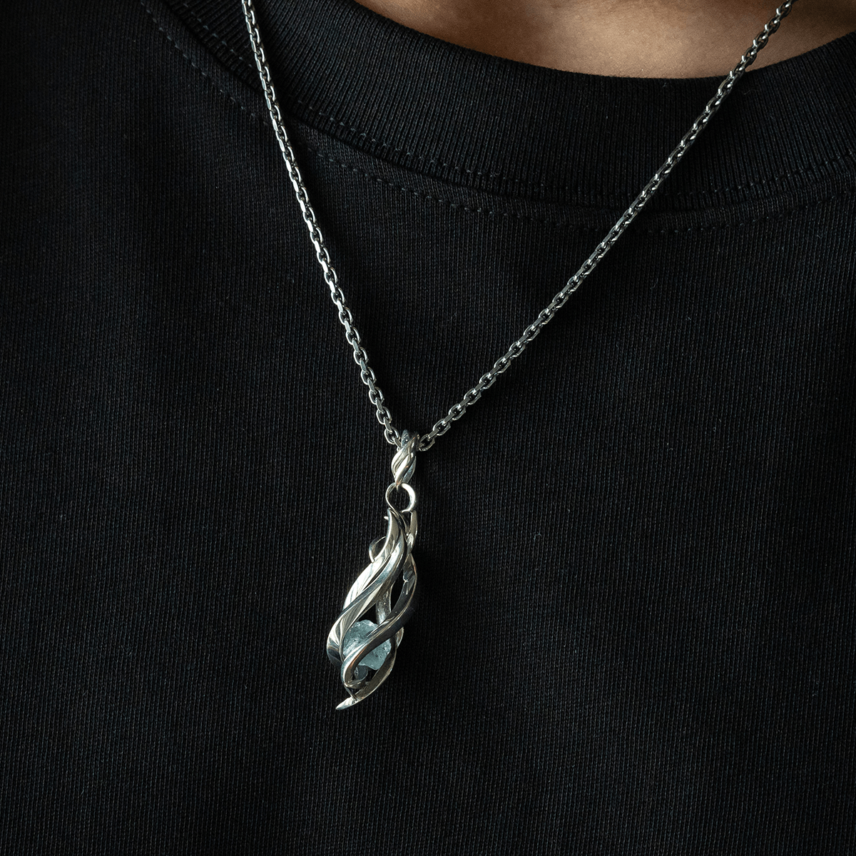 TENTACLES EDITION PENDULUM GEM STONE PENDANT AQUAMARINE