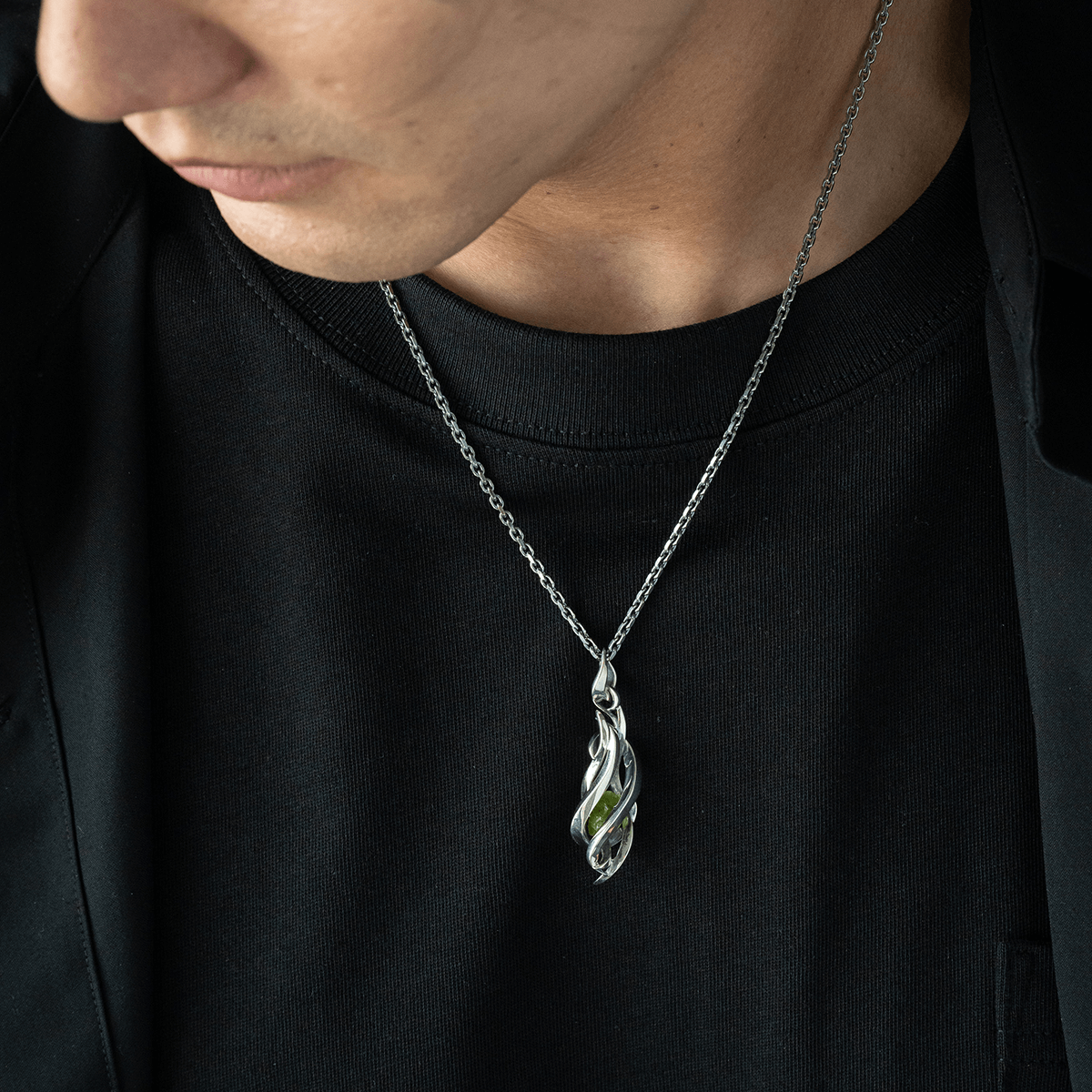 TENTACLES EDITION PENDULUM GEM STONE PENDANT PERIDOT