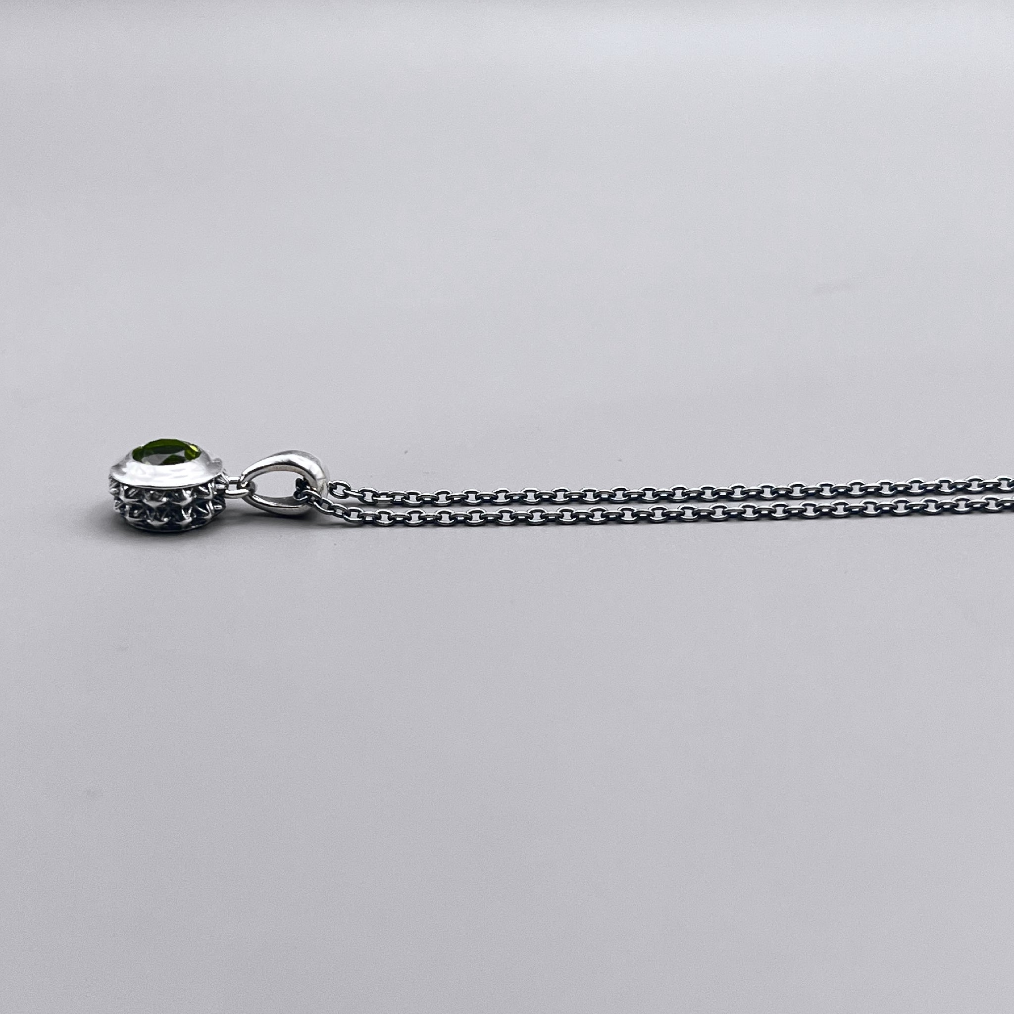 תליון אבן 5 מ"מ סוליטר עגילים צמודים TRIPLE X STUDS יום הולדת