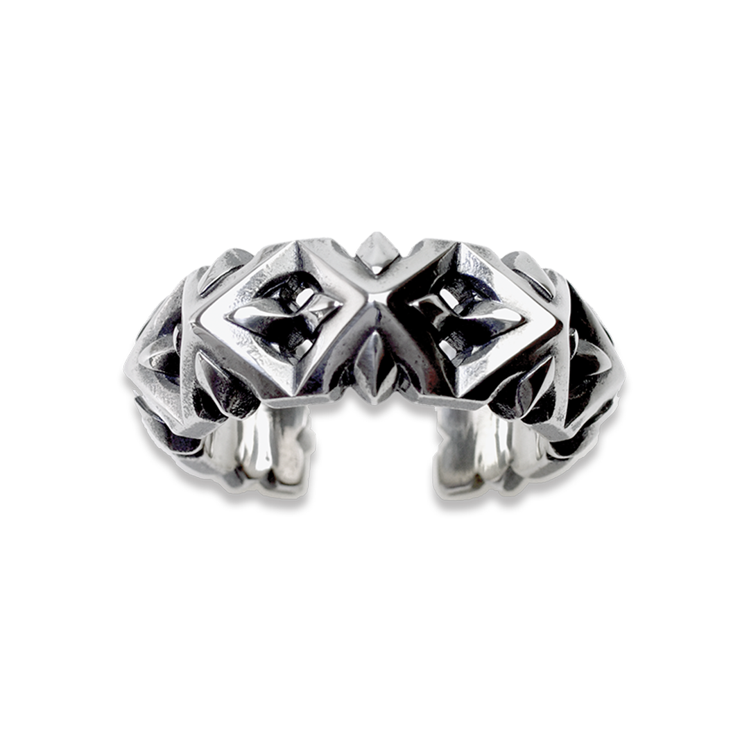 TRIPLE X 7 STUDS FREE RING
